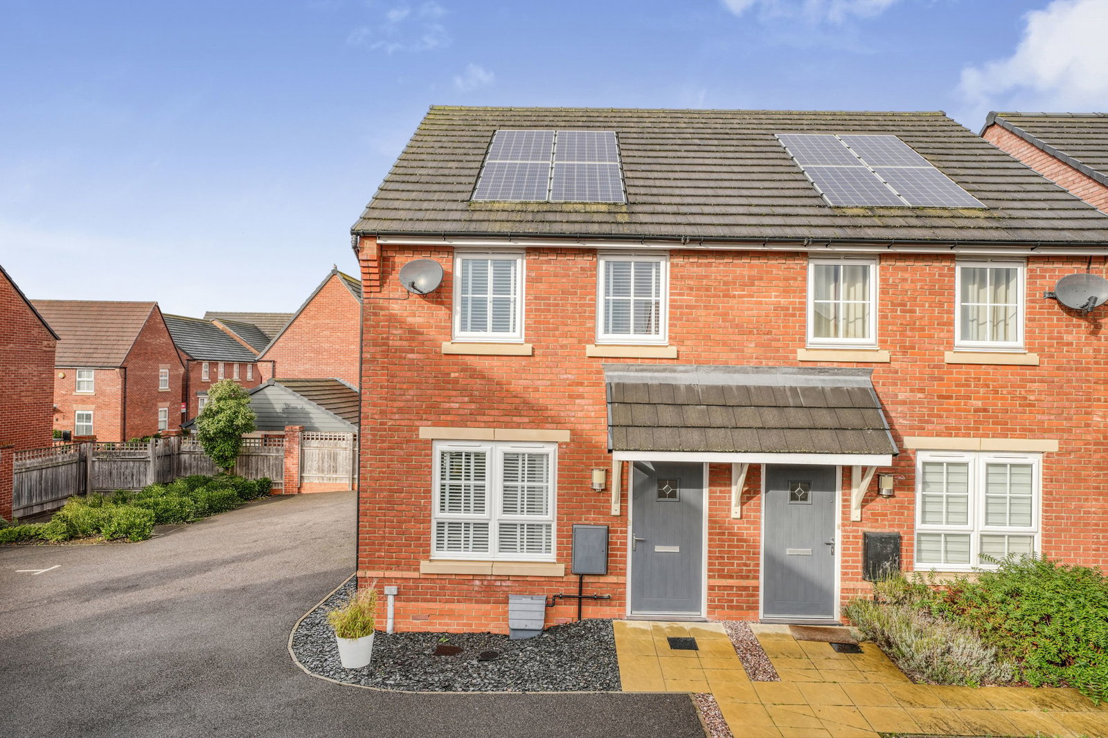 Semi Detached House in Milton Keynes