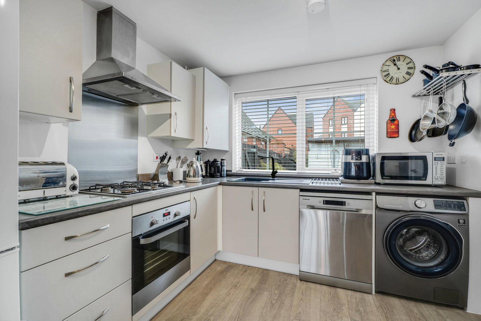 Semi Detached House in Milton Keynes