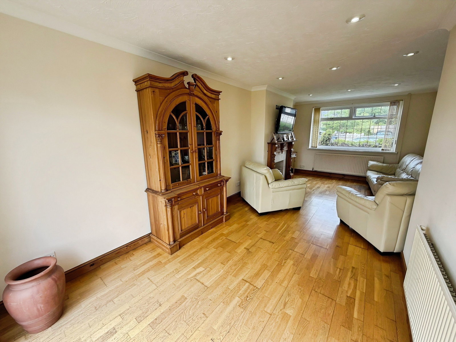 Semi Detached House in Swansea
