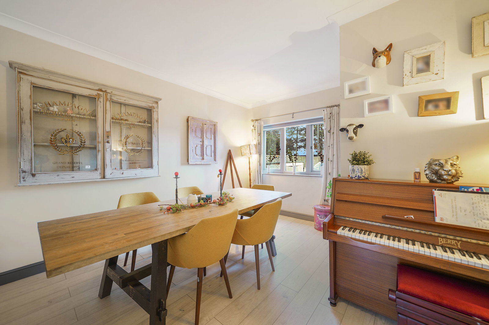 Semi Detached House in London