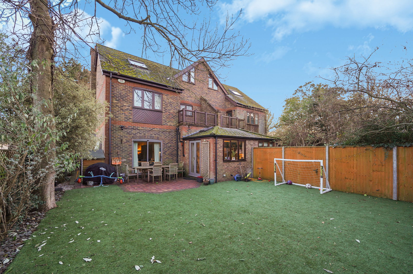 Semi Detached House in London