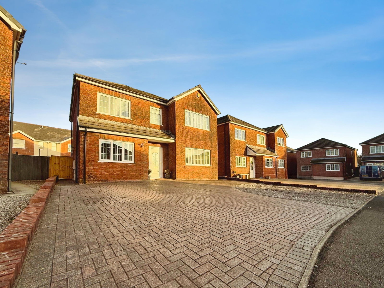 Detached House in Swansea