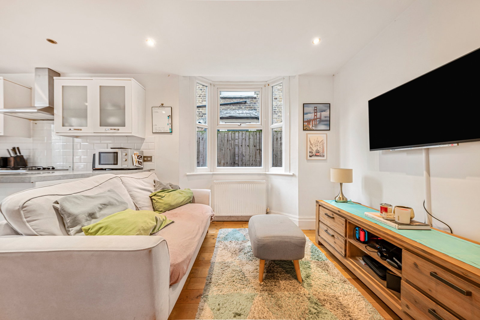 Maisonette for sale in London, Glasford Street, Tooting,, 684 m²