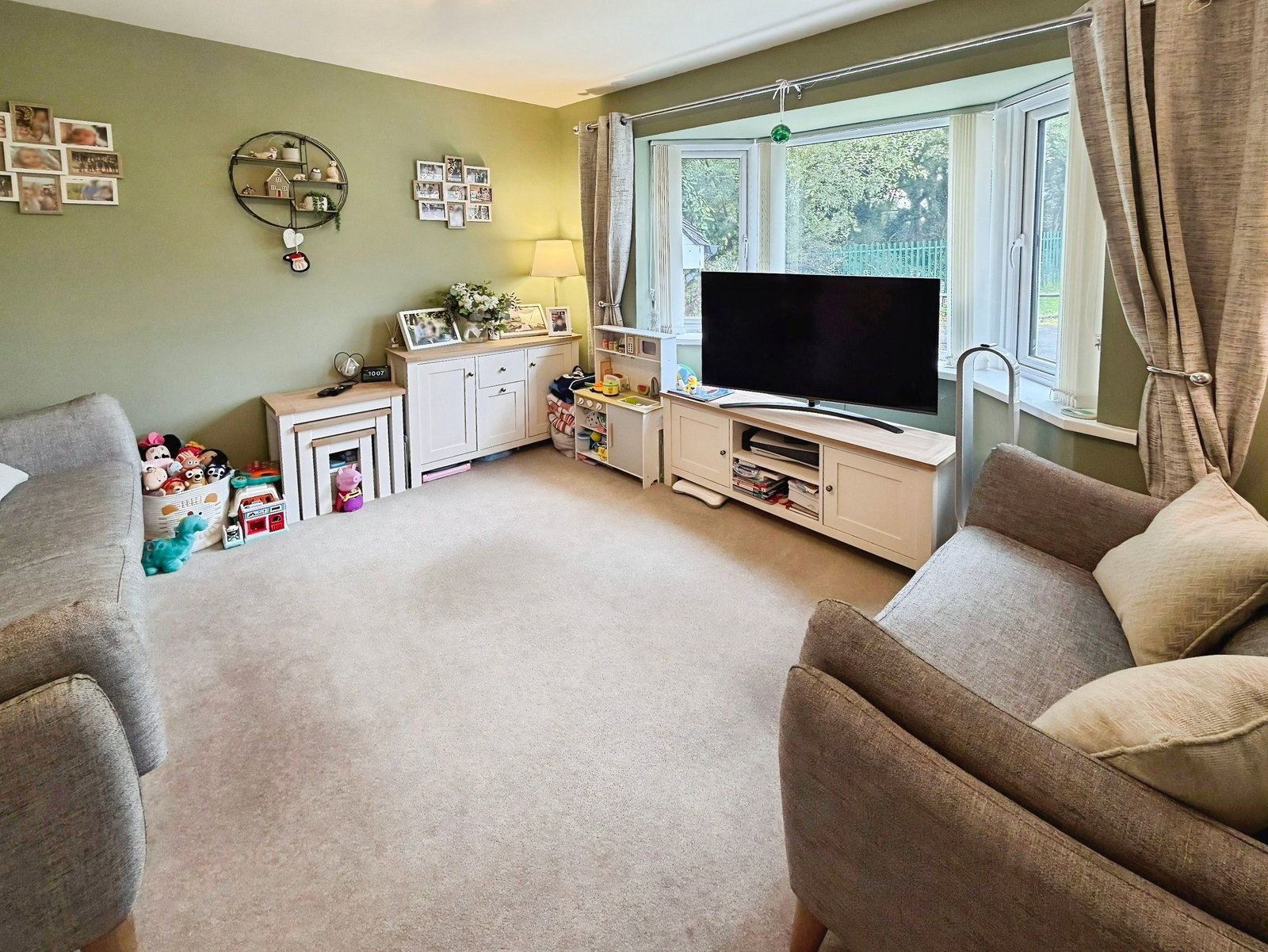 Semi Detached House in Swansea