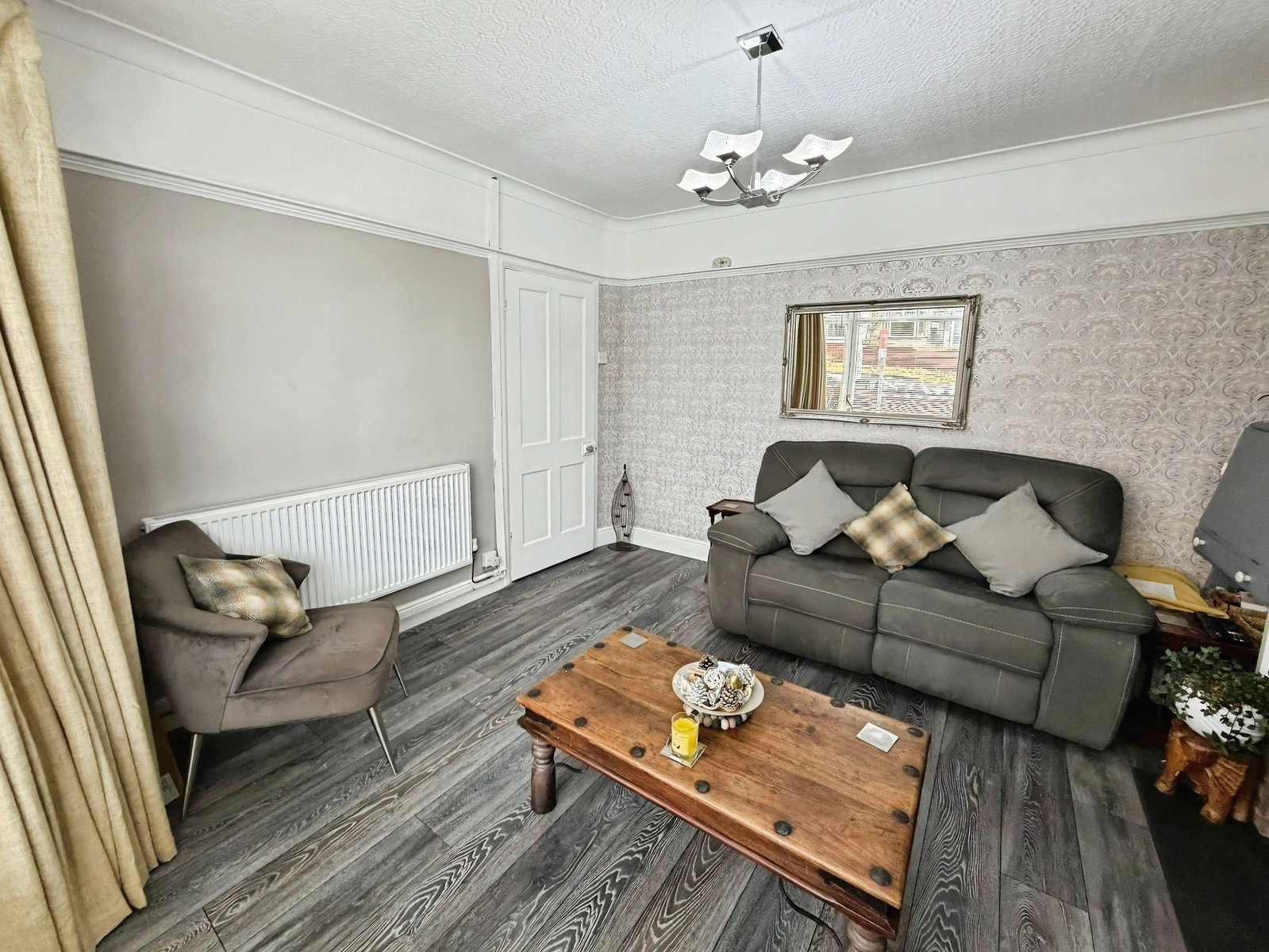 Semi Detached House in Swansea