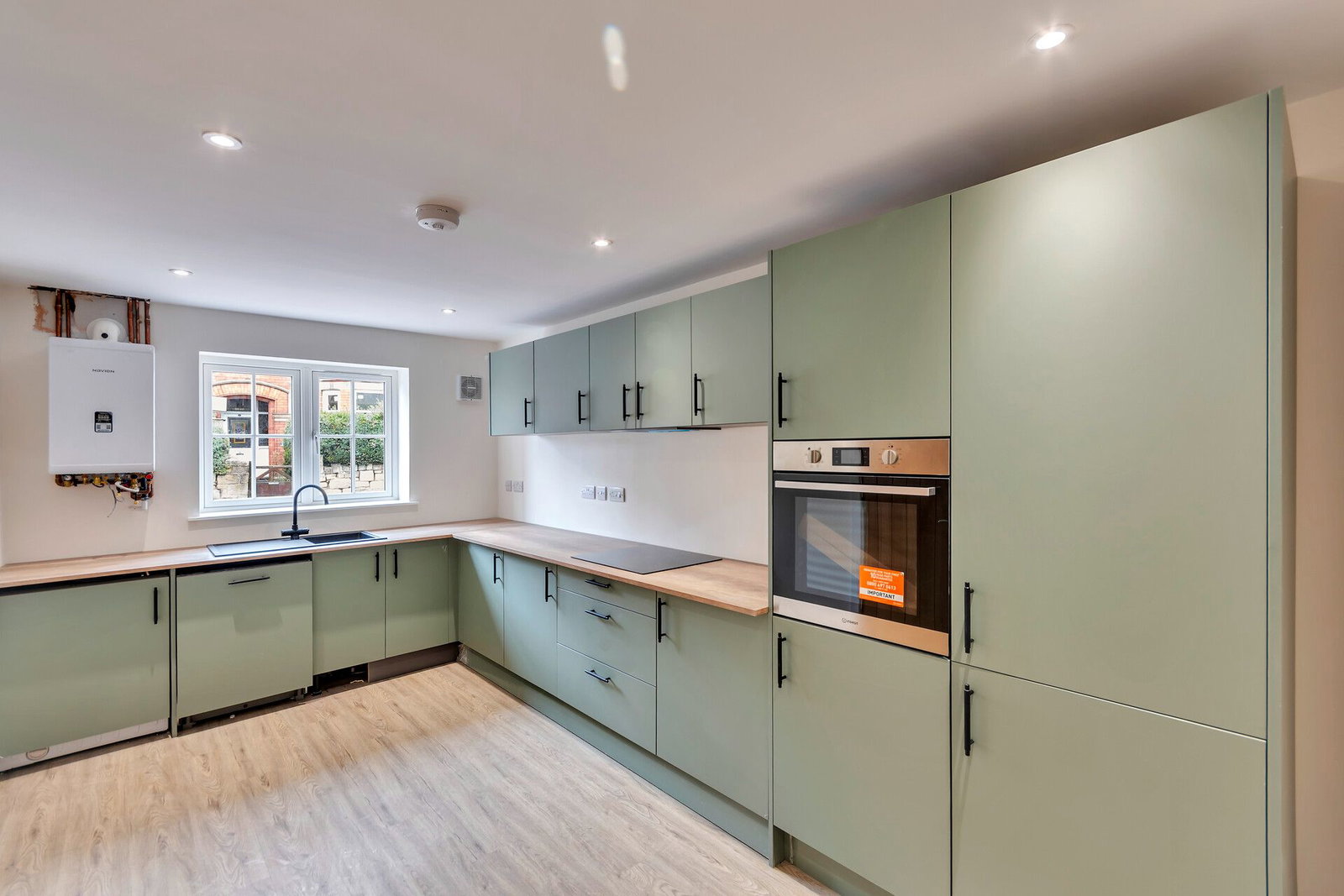 Terraced House for sale in Oswestry, Salop Road, Oswestry, Shropshire, SY11 2RQ