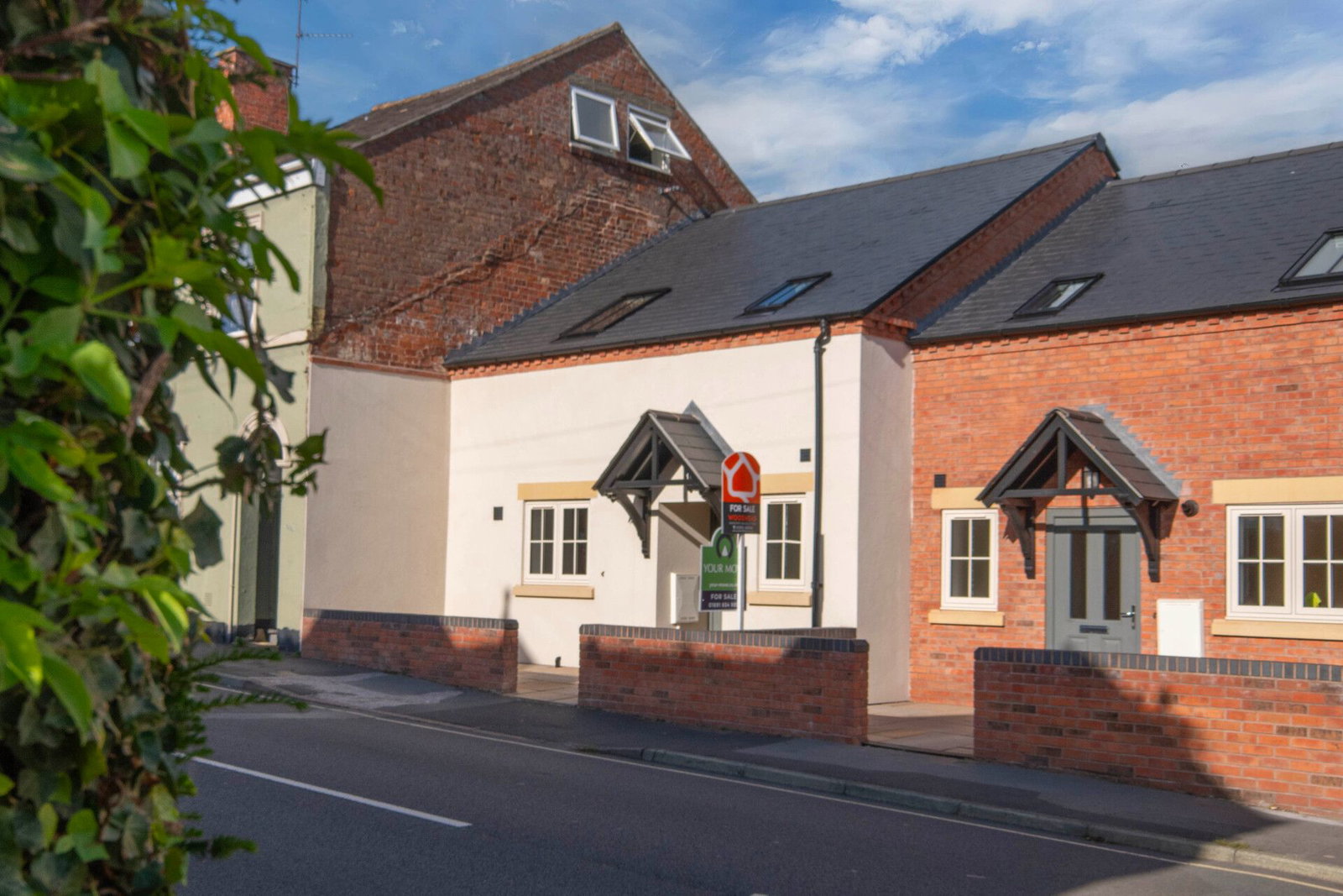 Terraced House for sale in Oswestry, Salop Road, Oswestry, Shropshire, SY11 2RQ