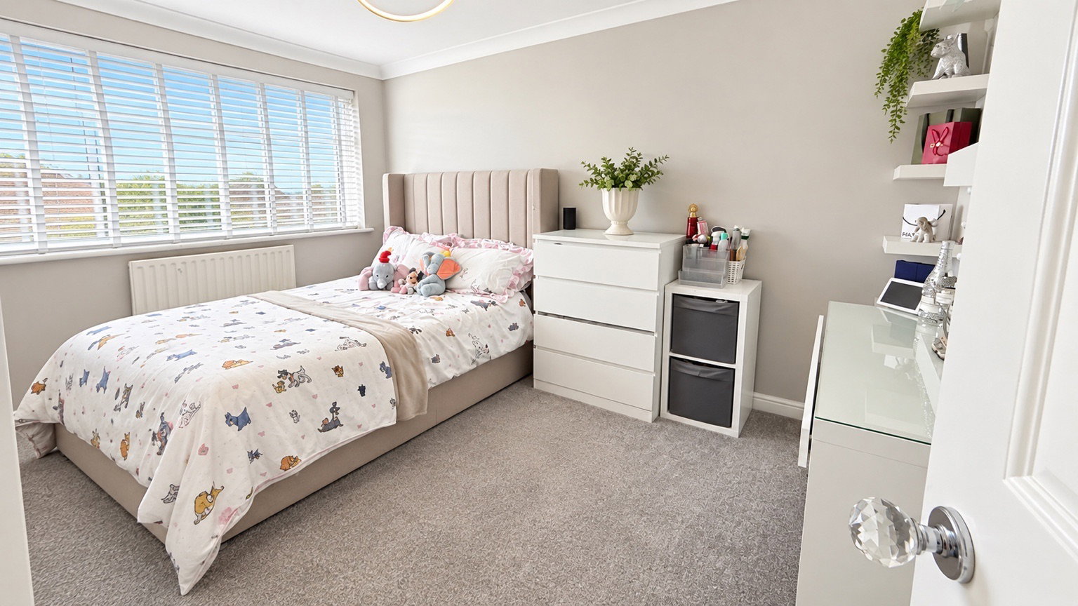 Terraced House for sale in Chatham, Tadburn Green, Lordswood, Chatham, ME5 8PR