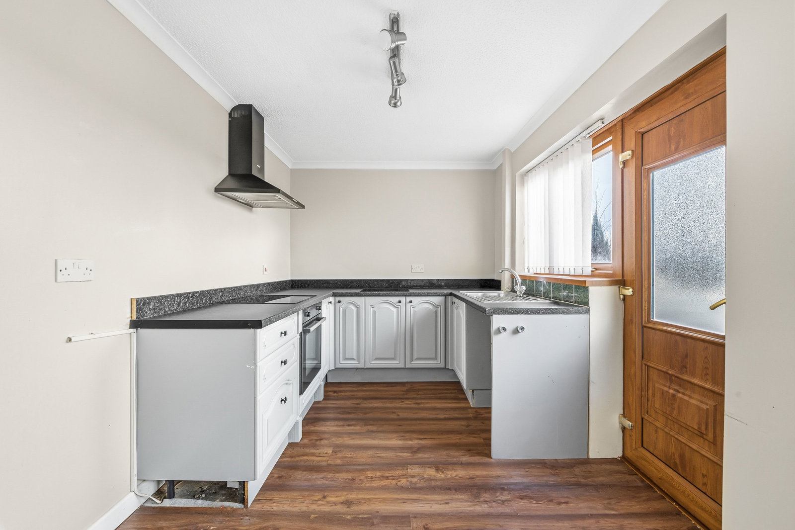 Semi Detached House in Porth