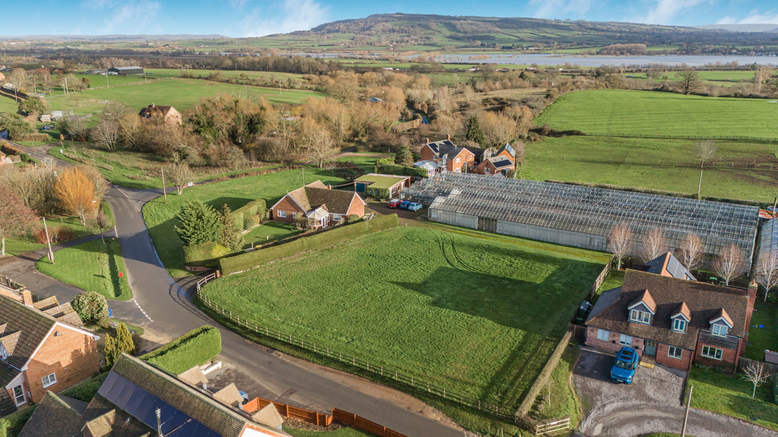 Plot in Hillend, Twyning