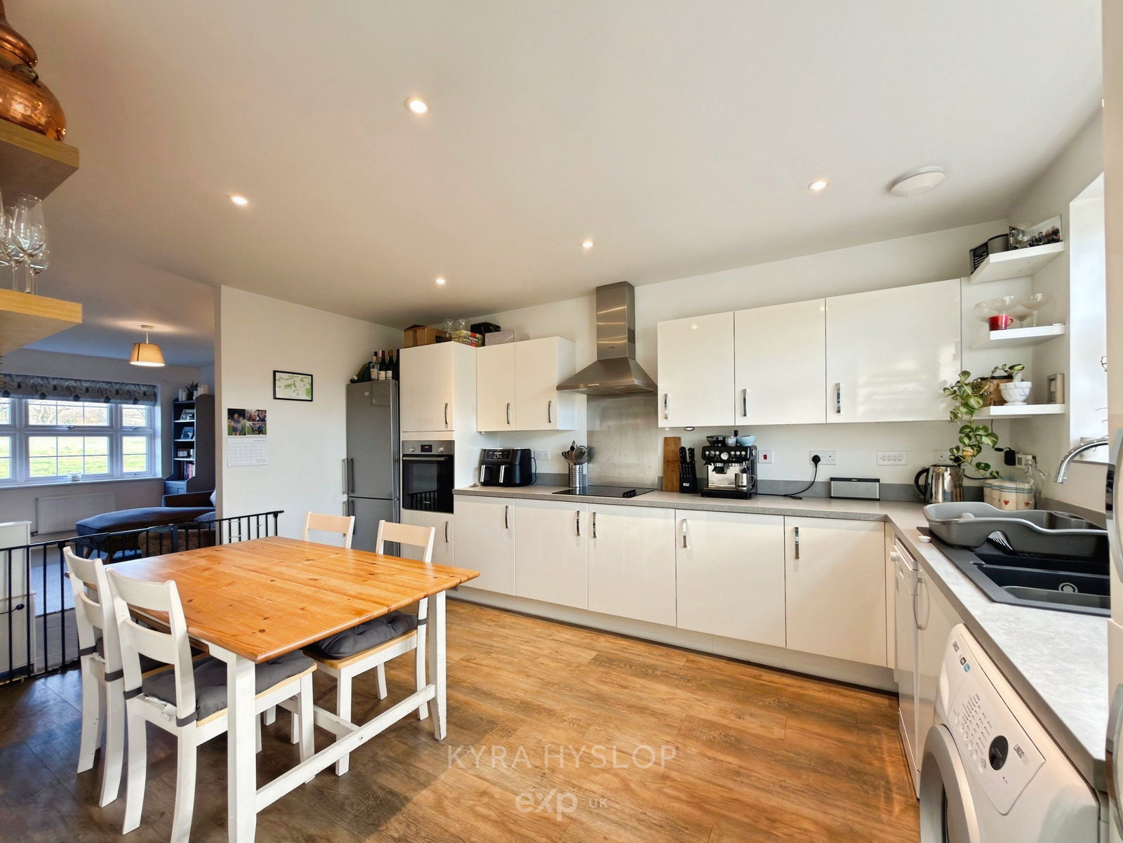 Semi Detached House in Exeter
