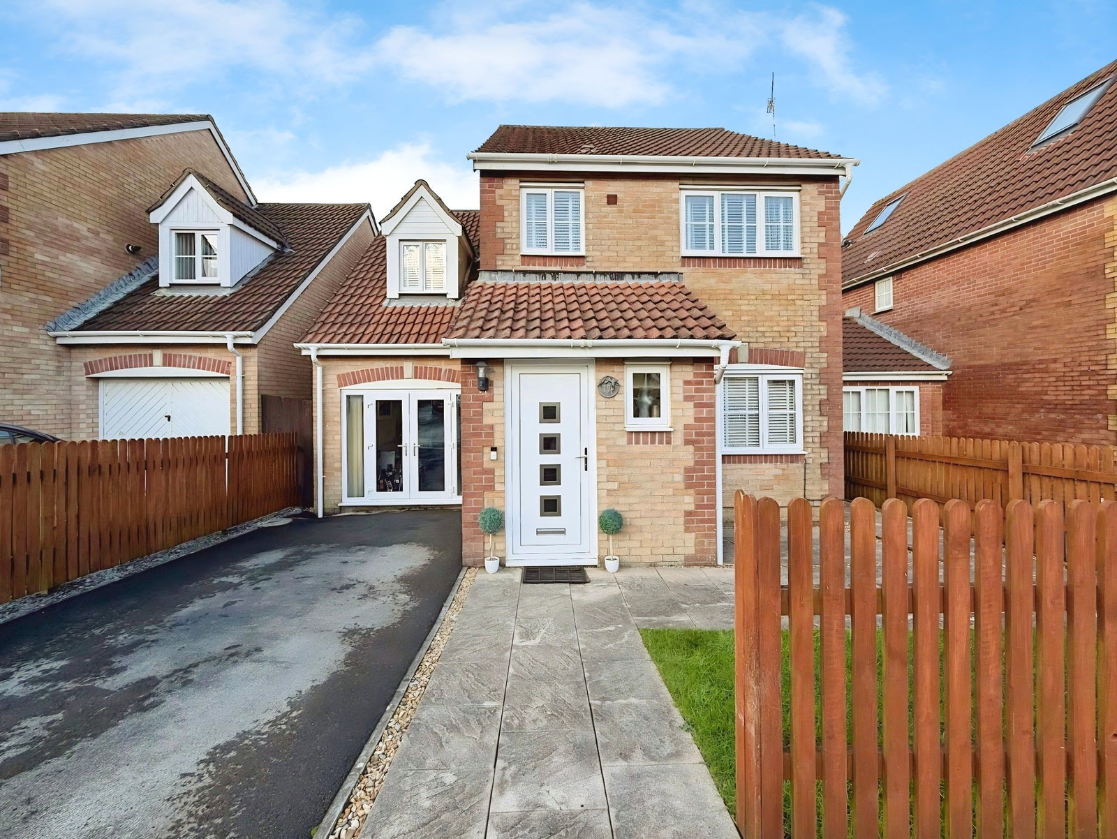 Detached House in Swansea