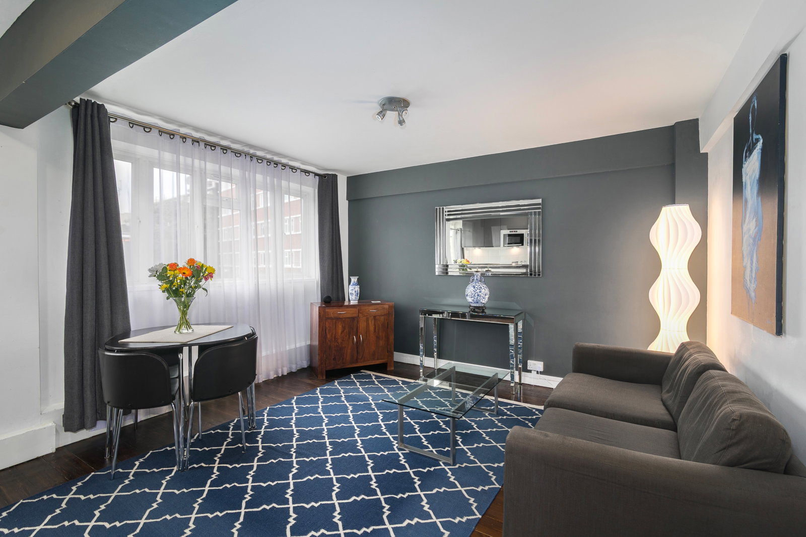 Flat in London
