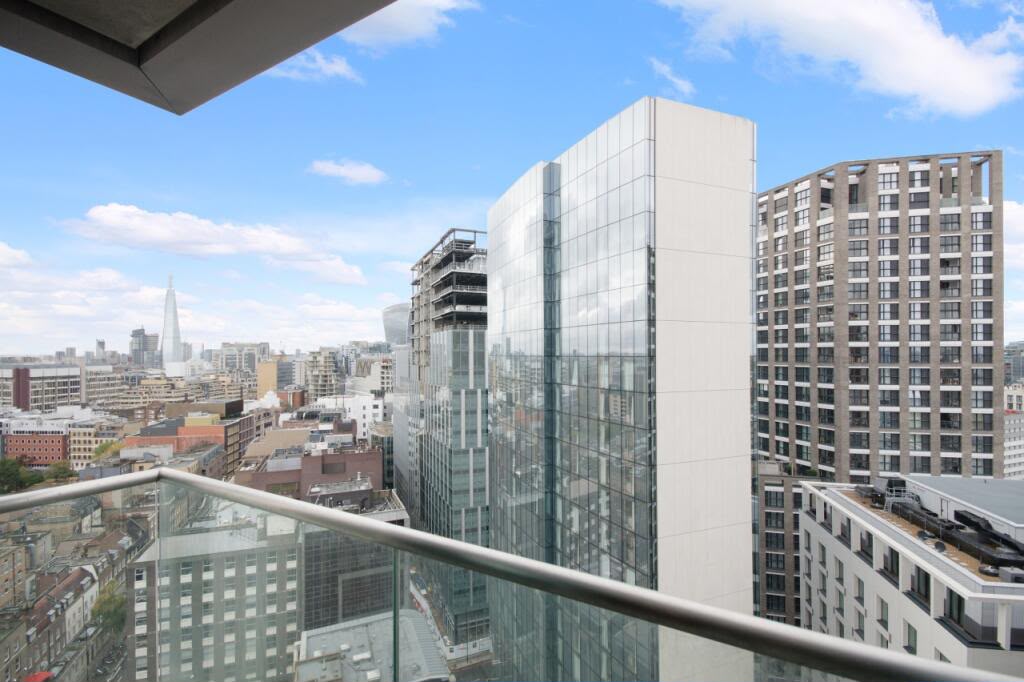 Apartment for sale in London, Altitude Point, Alie Street, Aldgate, London, E1, 484 m²