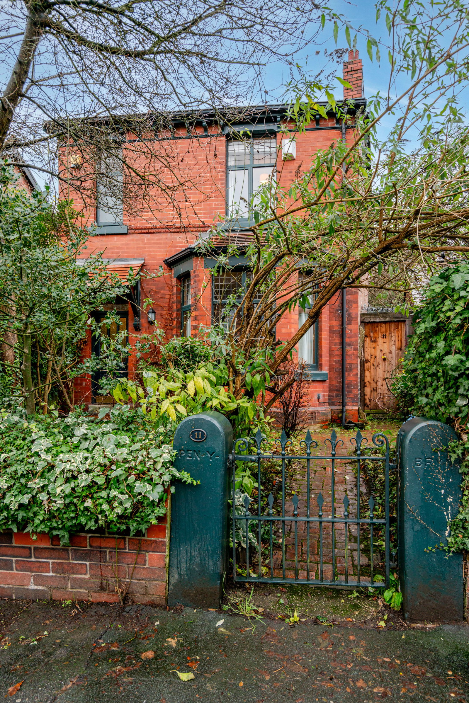 Detached House in Manchester