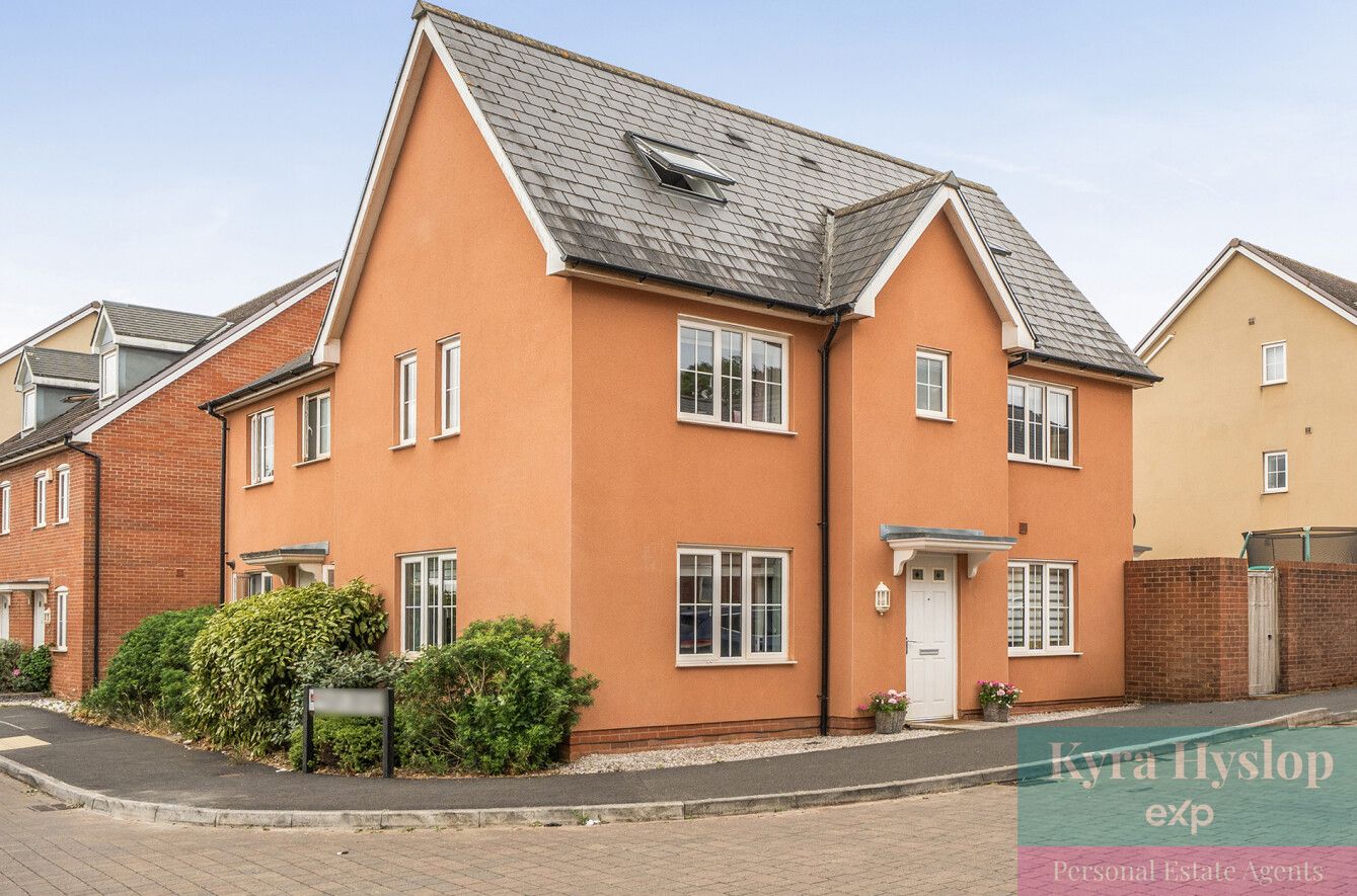 Semi Detached House in Exeter