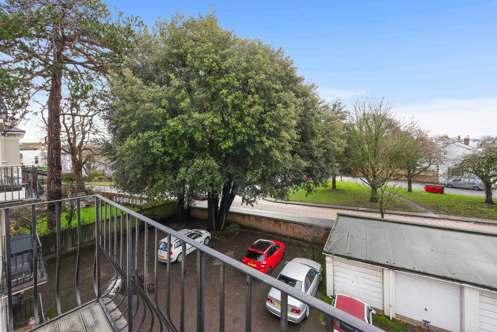 Apartment in Cheltenham