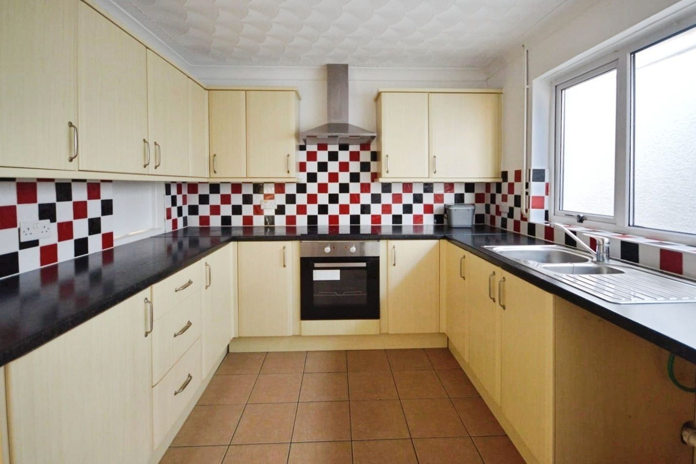 Bungalow in Neath