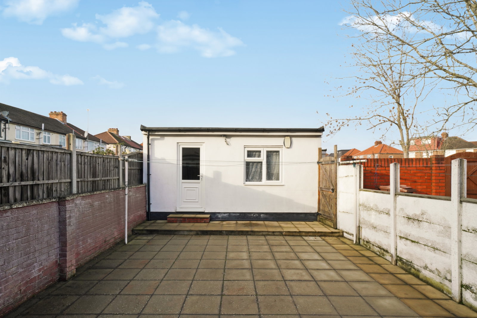 Terraced House in Edgware