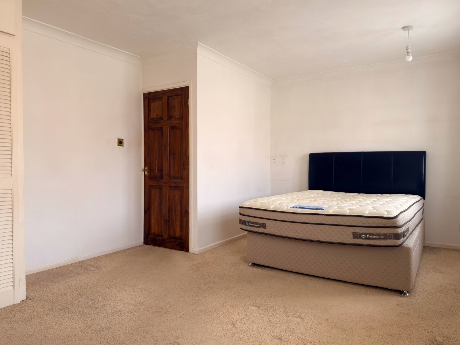 Detached House in Leighton Buzzard
