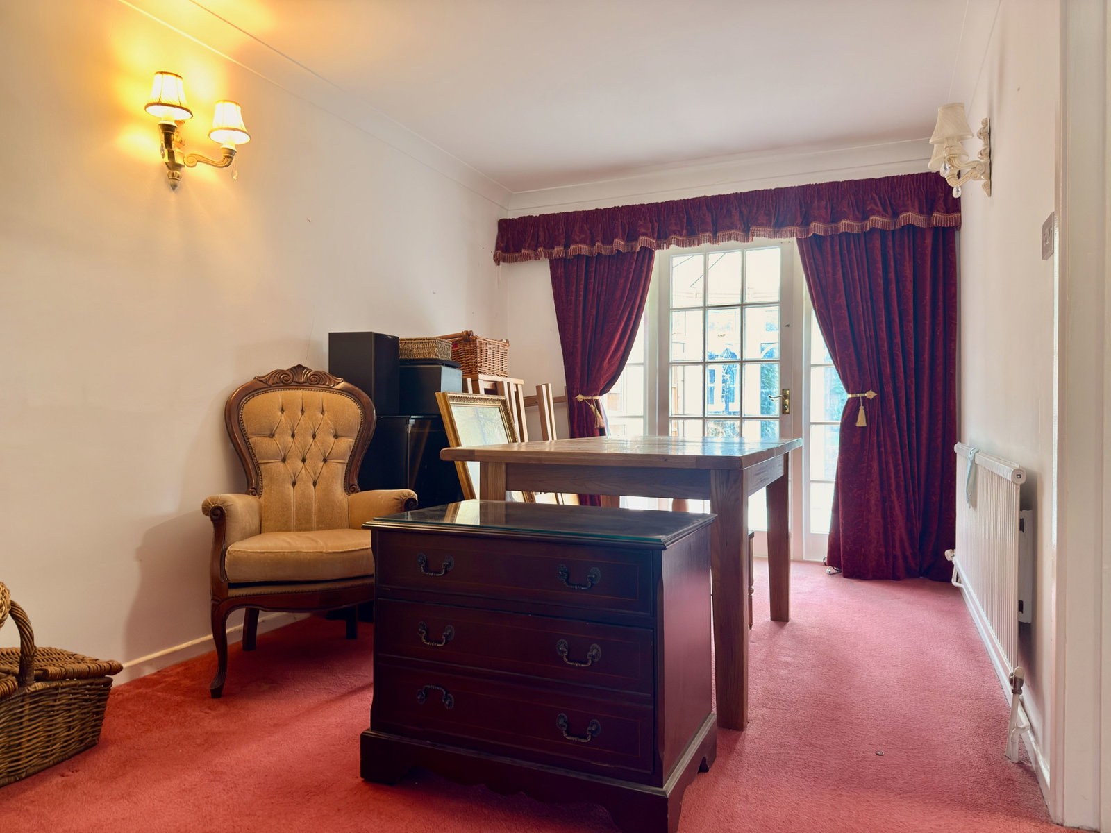 Detached House in Leighton Buzzard