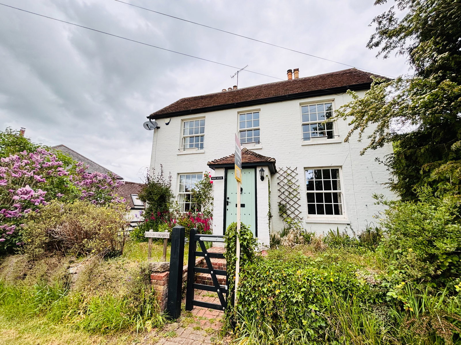 Detached House in Ashford