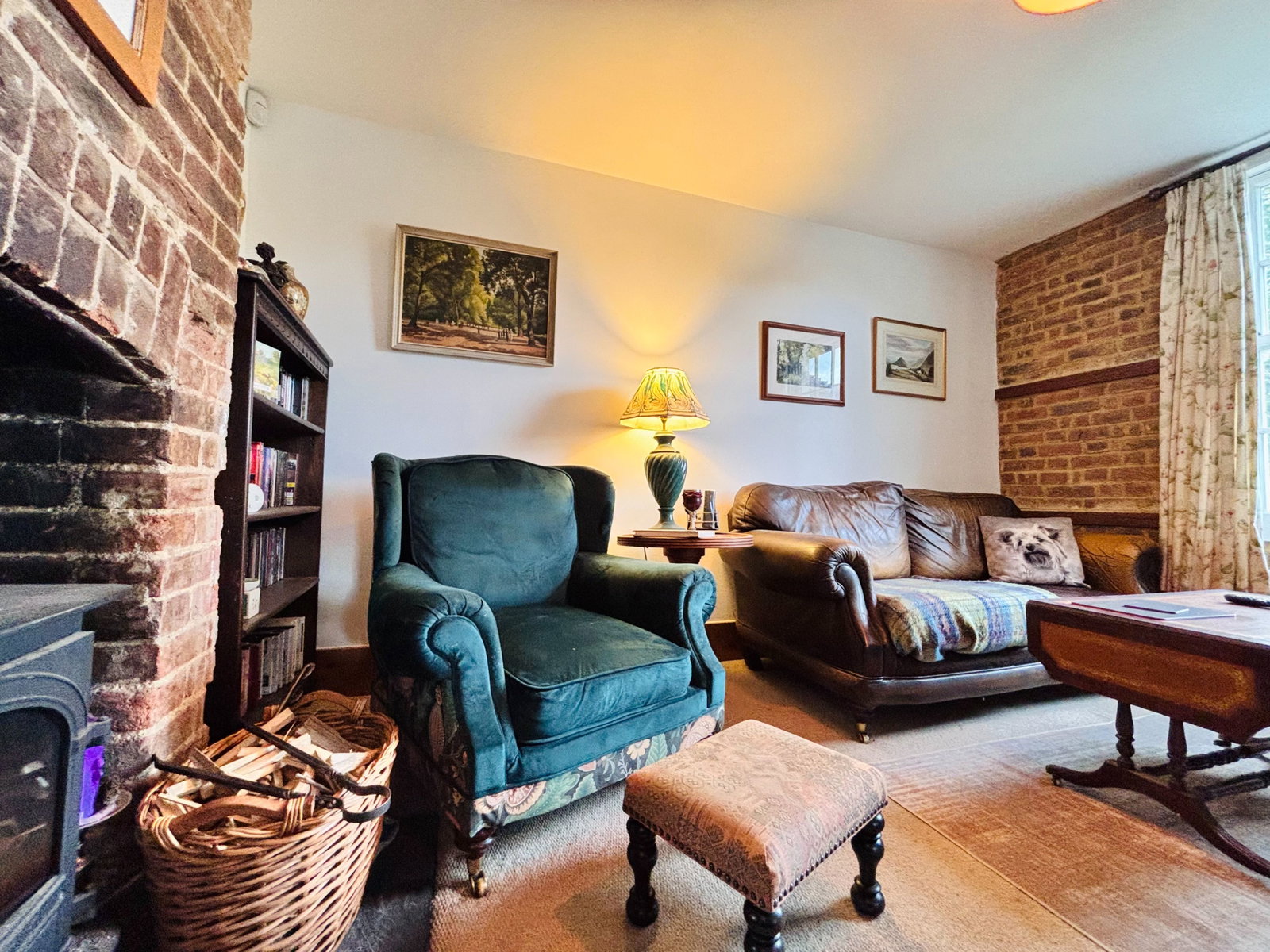 Detached House in Ashford