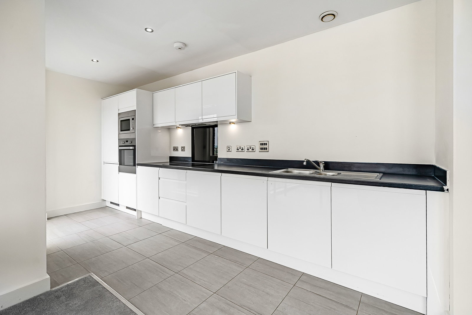 Apartment in Harrow 