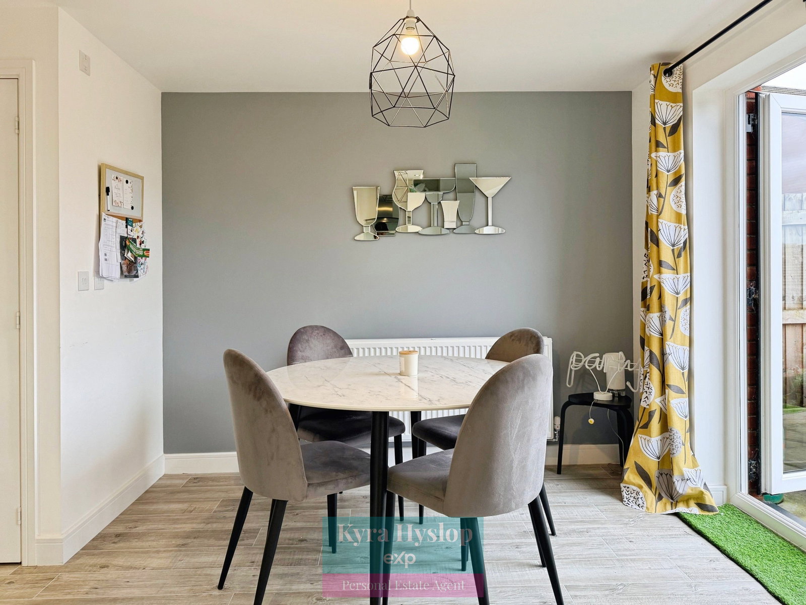 Semi Detached House in Exeter