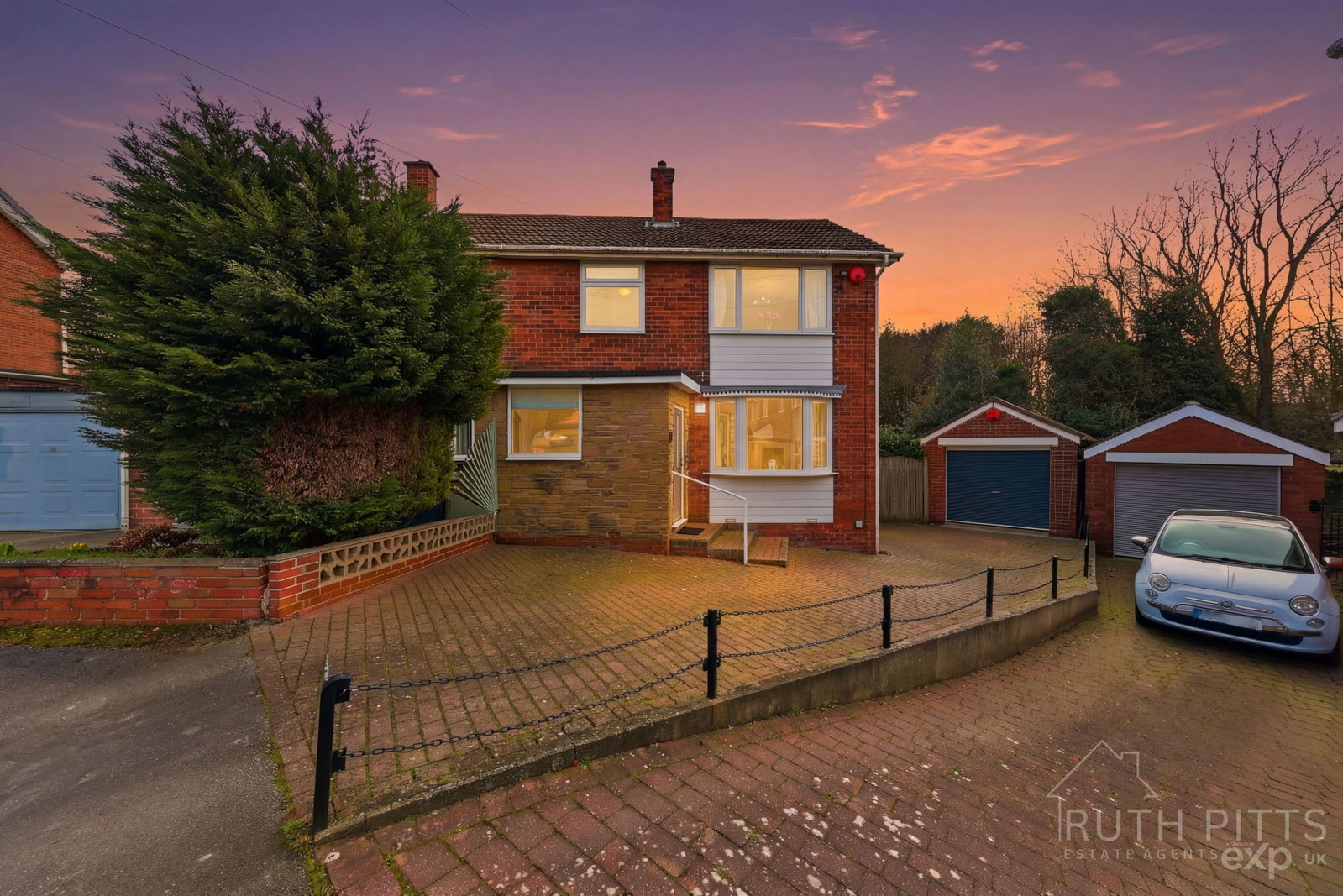 Semi Detached House in Pontefract