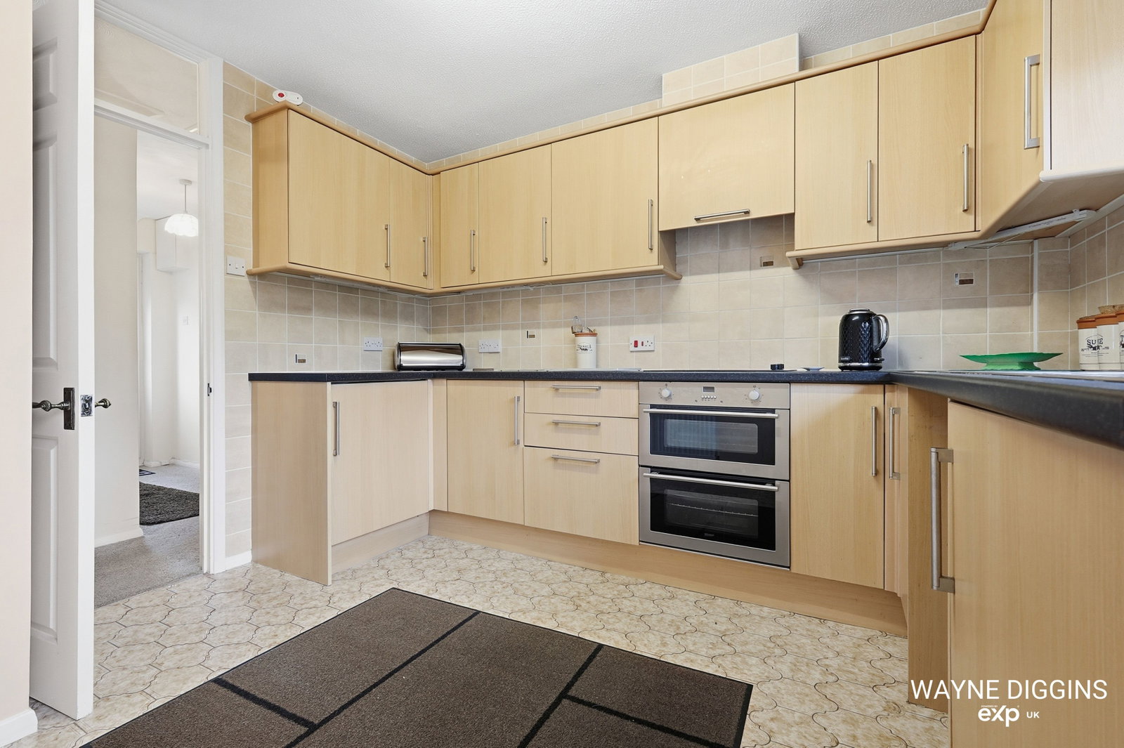 Bungalow in Grays