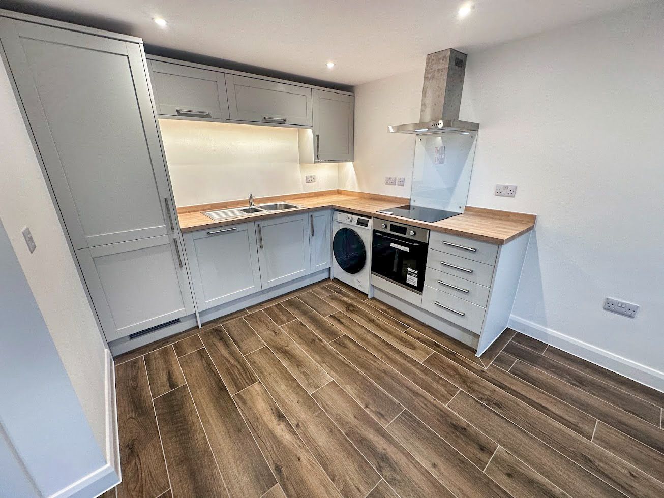 Semi Detached House in Swansea