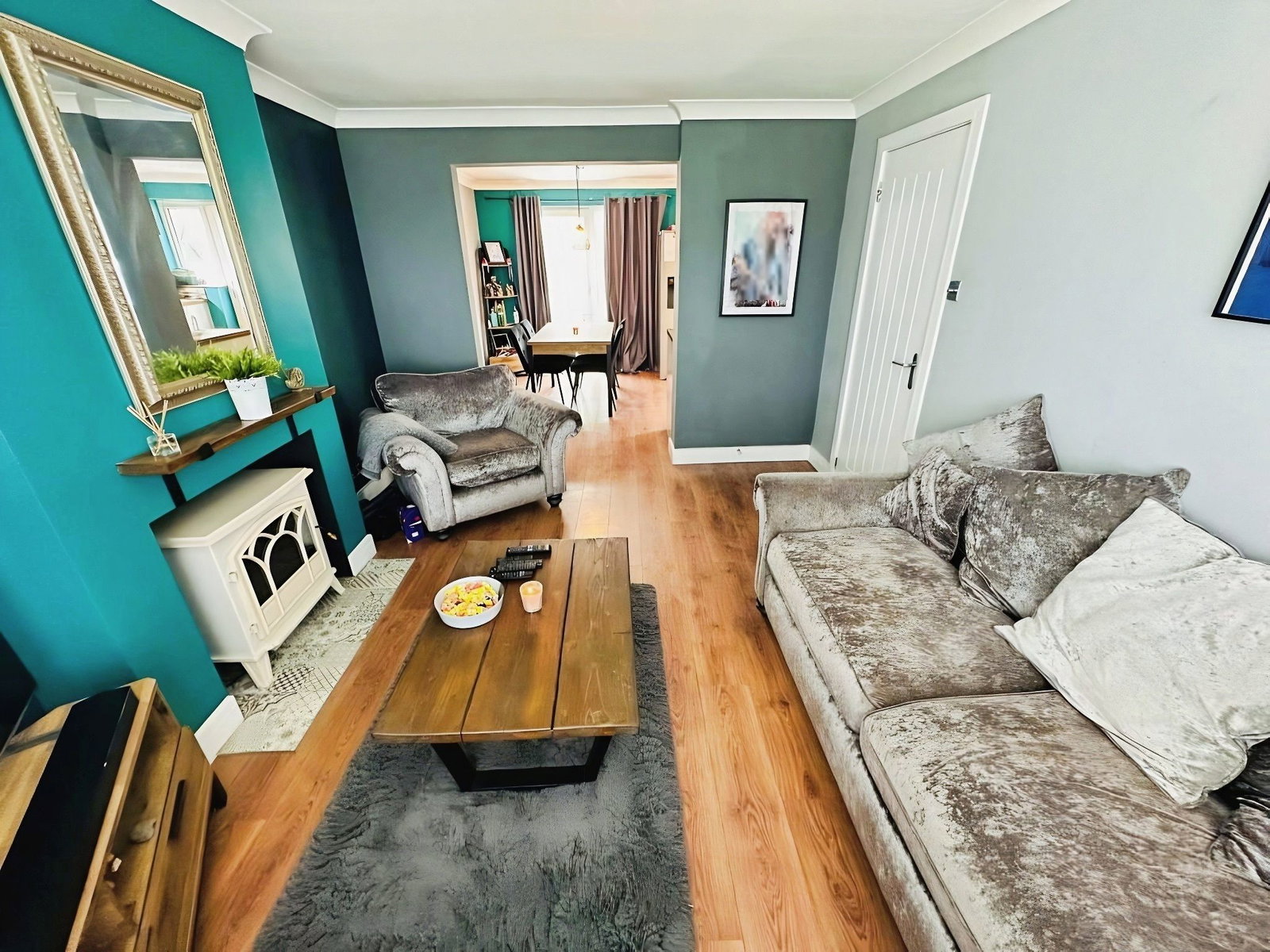 Semi Detached House in Swansea