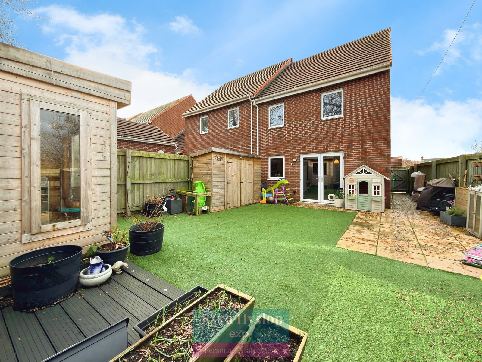 Semi Detached House in Exeter