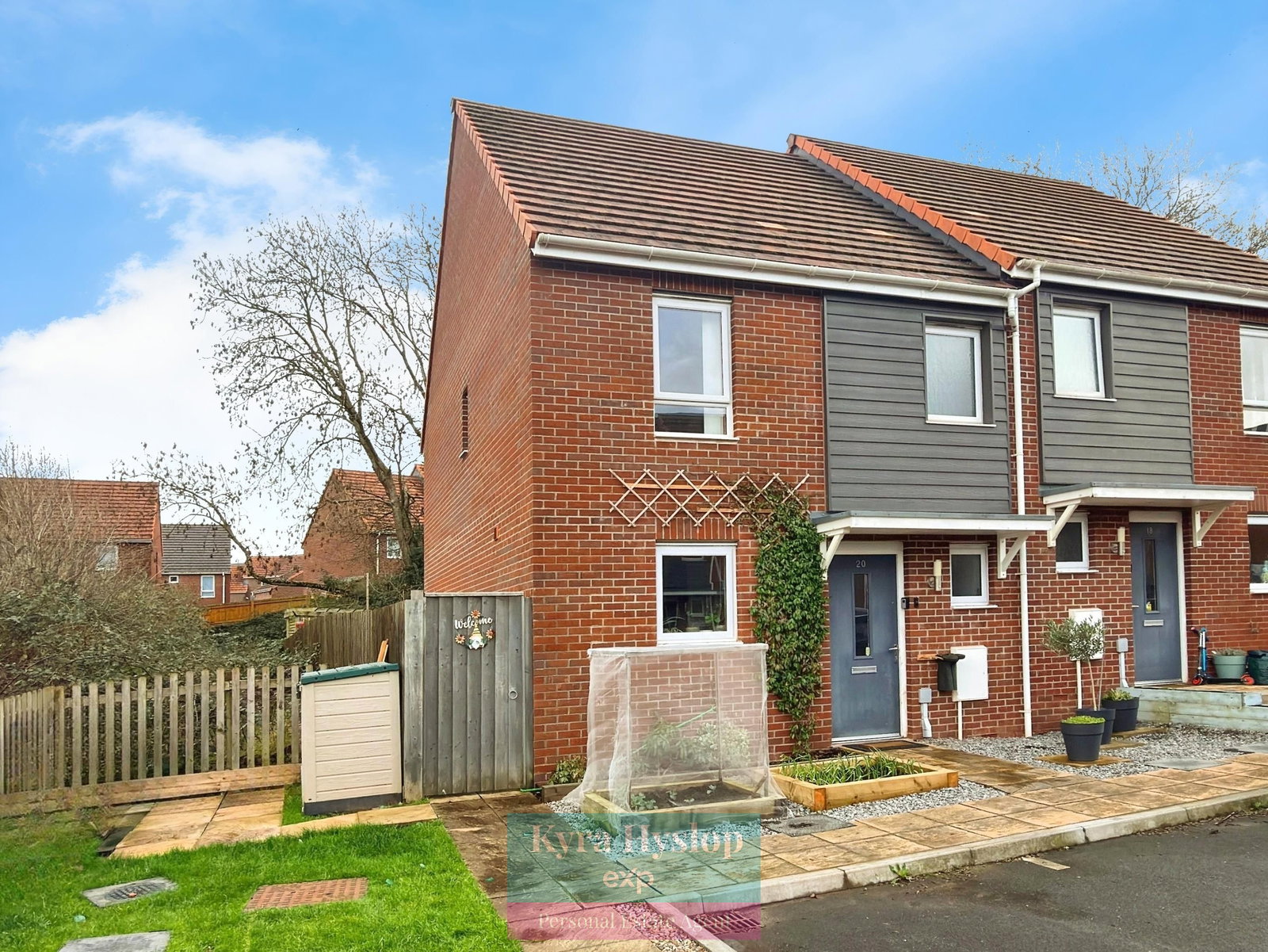 Semi Detached House in Exeter