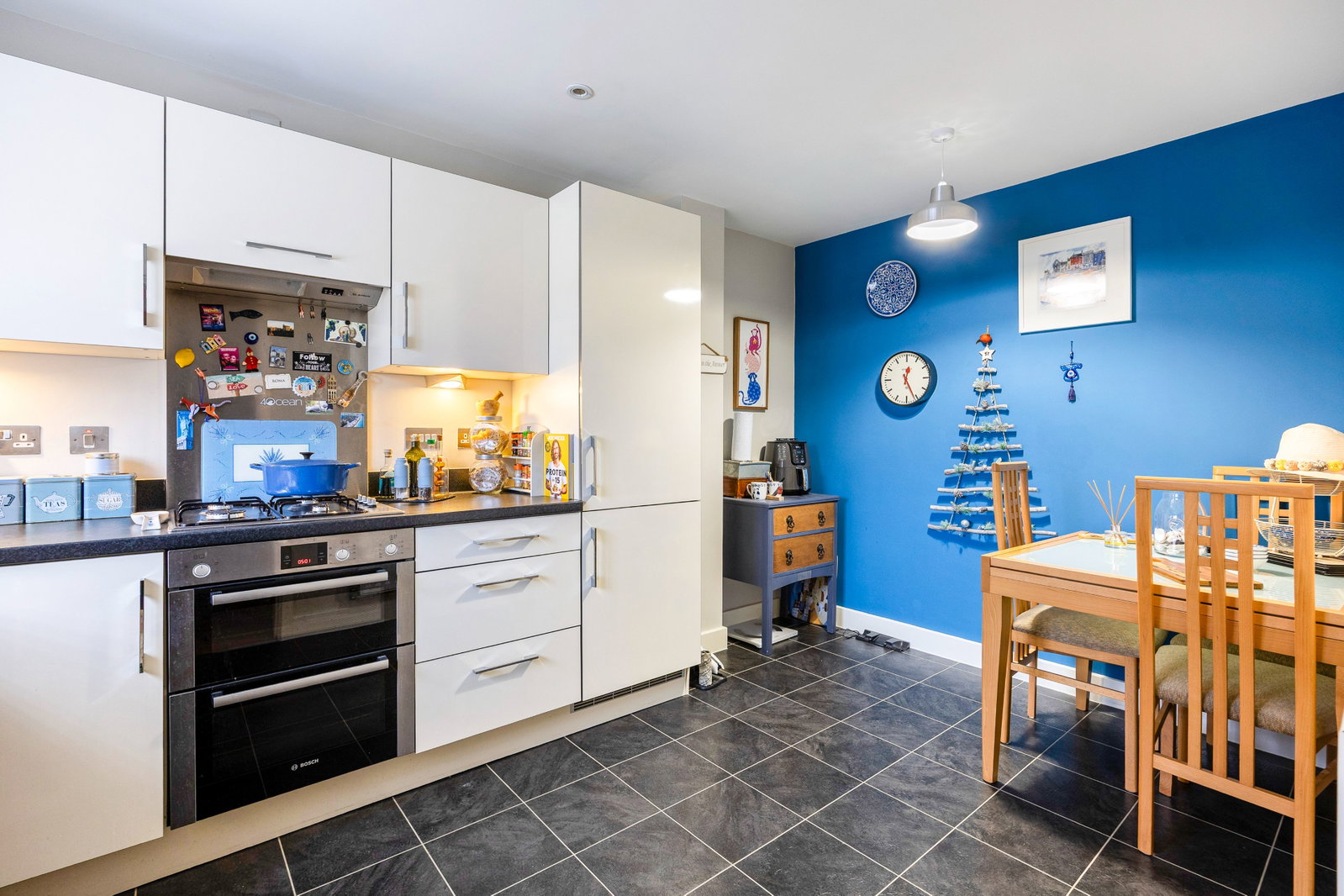 Semi Detached House in Cheltenham