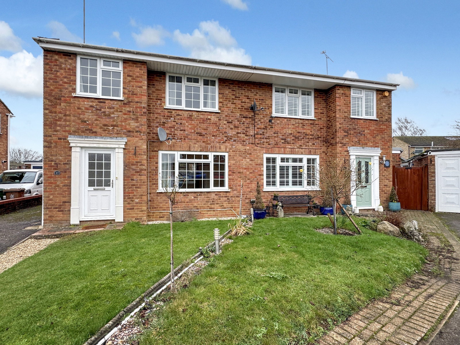 Semi Detached House in Buckingham