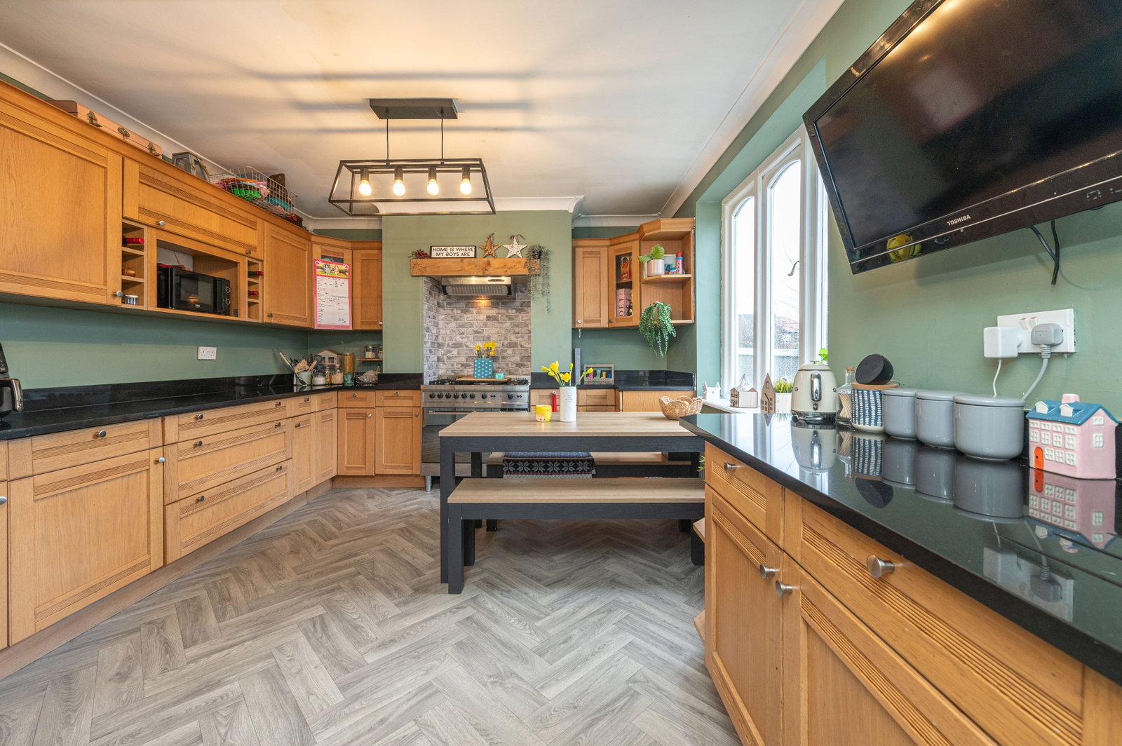 Semi Detached House in Leeds
