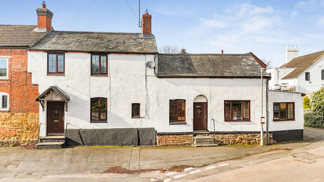 Semi Detached House in Northampton