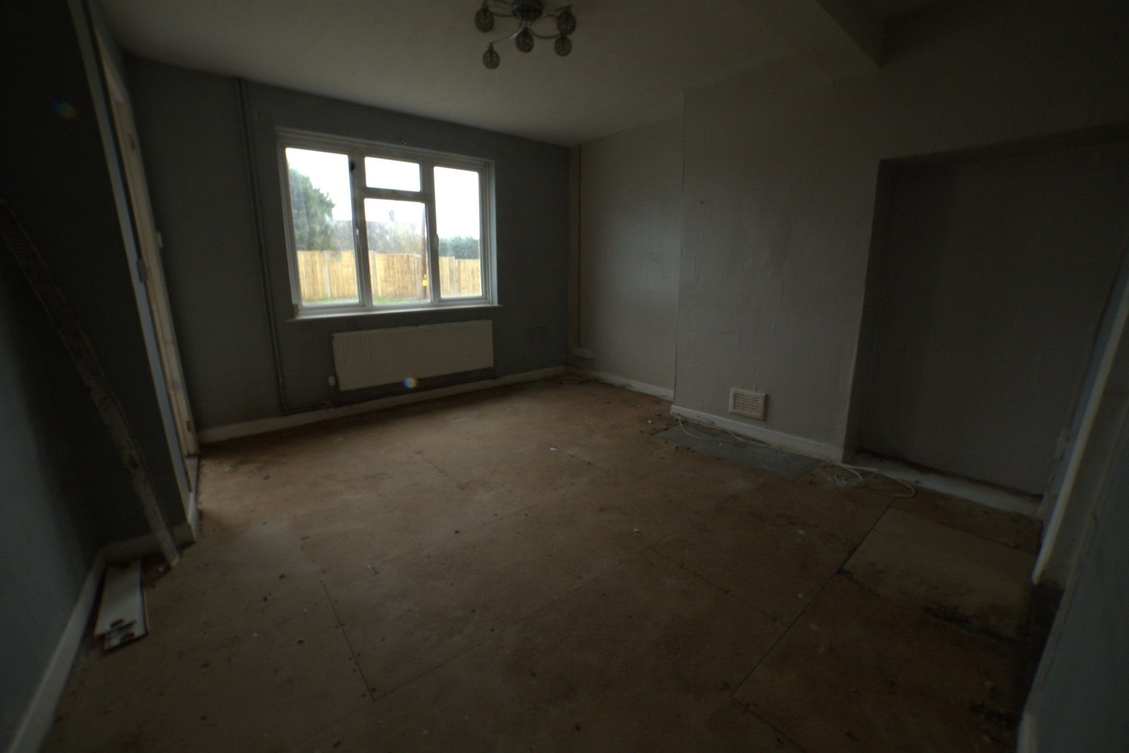 Semi Detached House in Colchester
