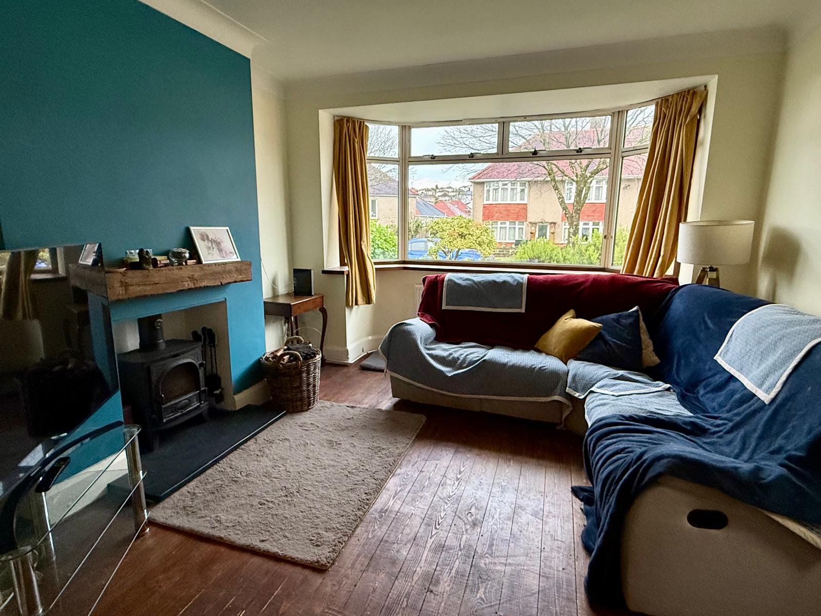 Semi Detached House in Swansea