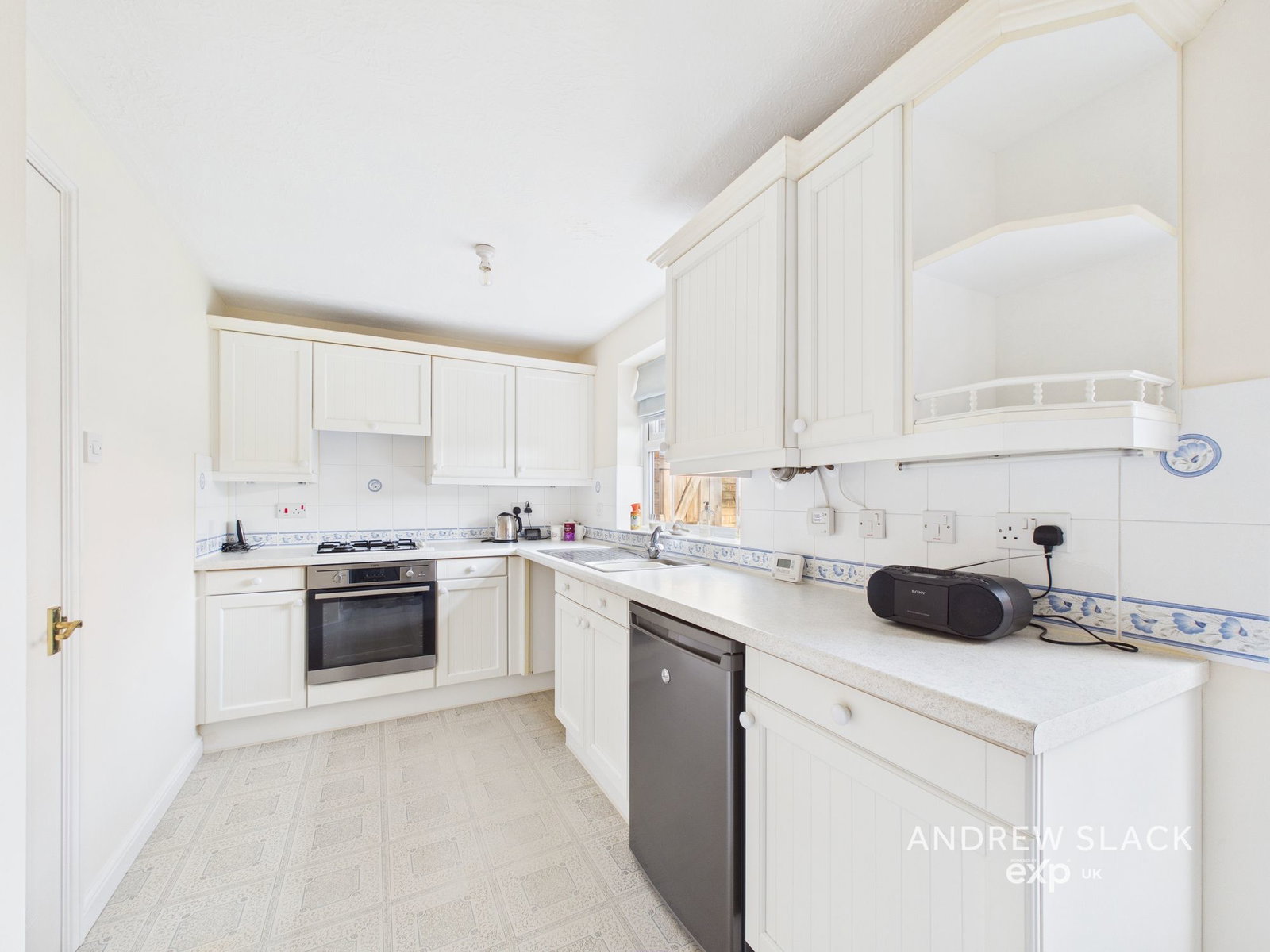 Detached House in Sutton-in-ashfield