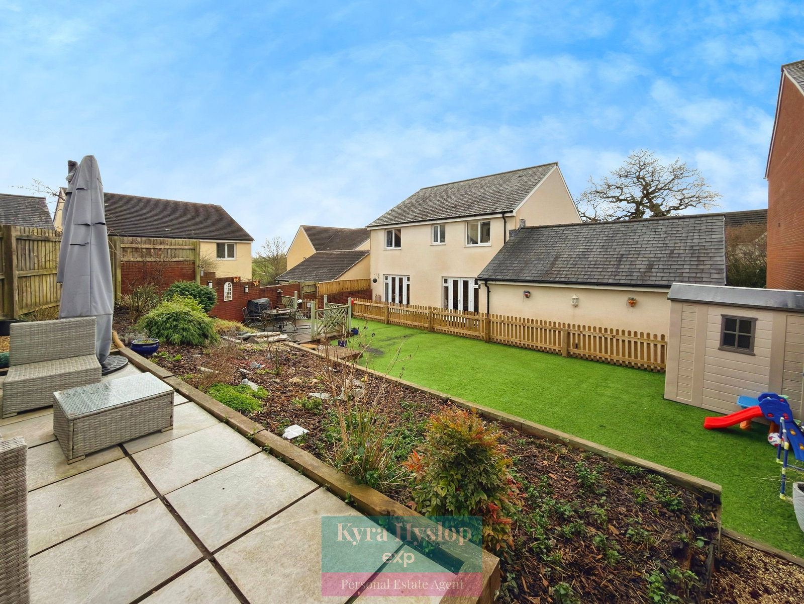 Detached House in Exeter