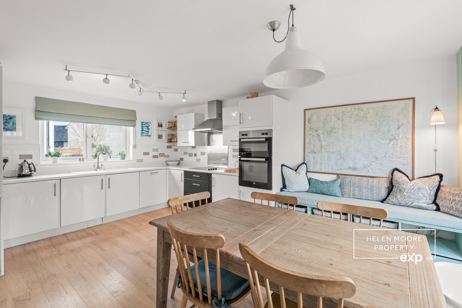 Detached House in South Brent