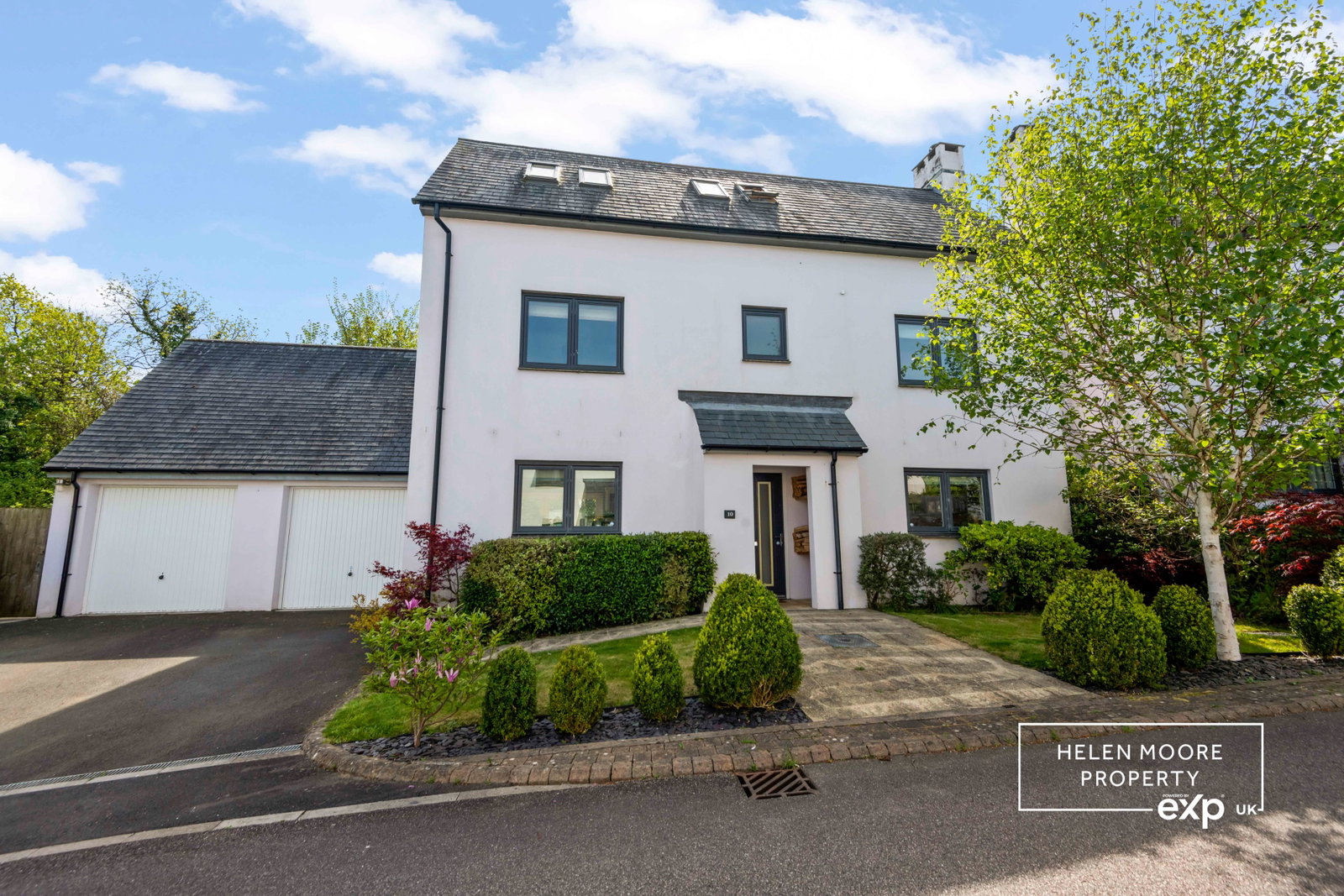 Detached House in South Brent