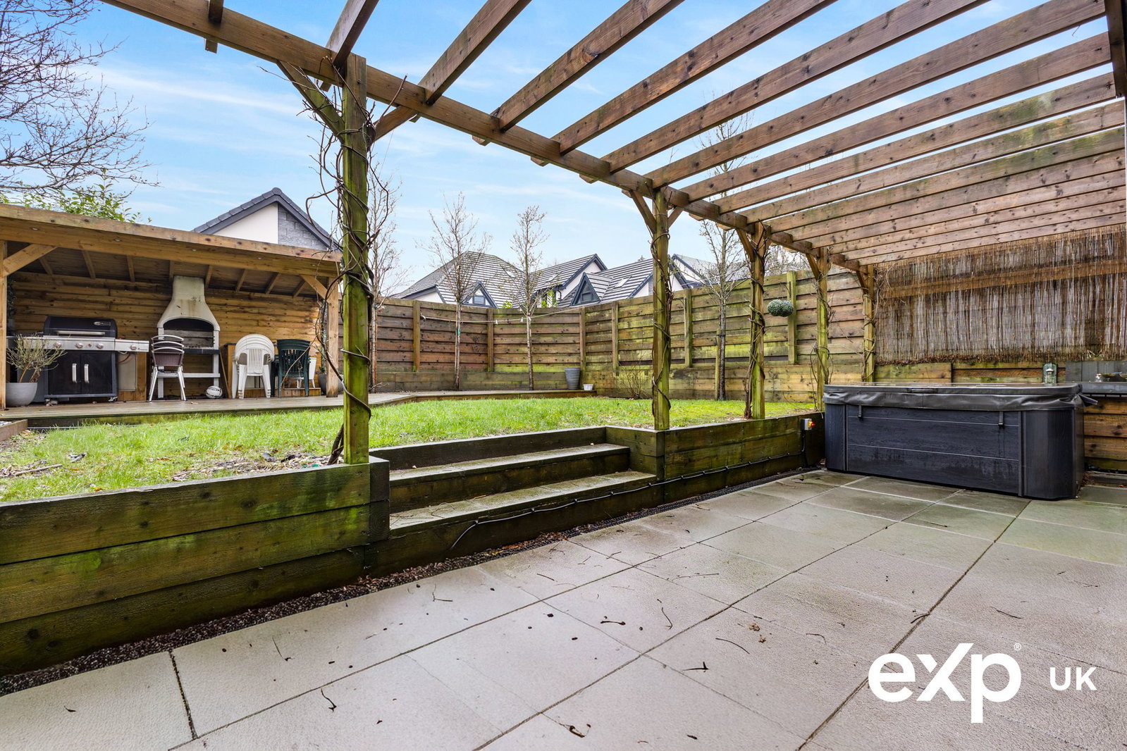 Detached House in Nottingham