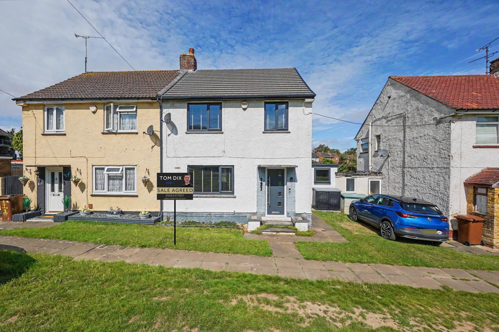 Semi Detached House for sale in Gillingham, Eastcourt Lane, Gillingham, ME8 6HN, 1234 m²