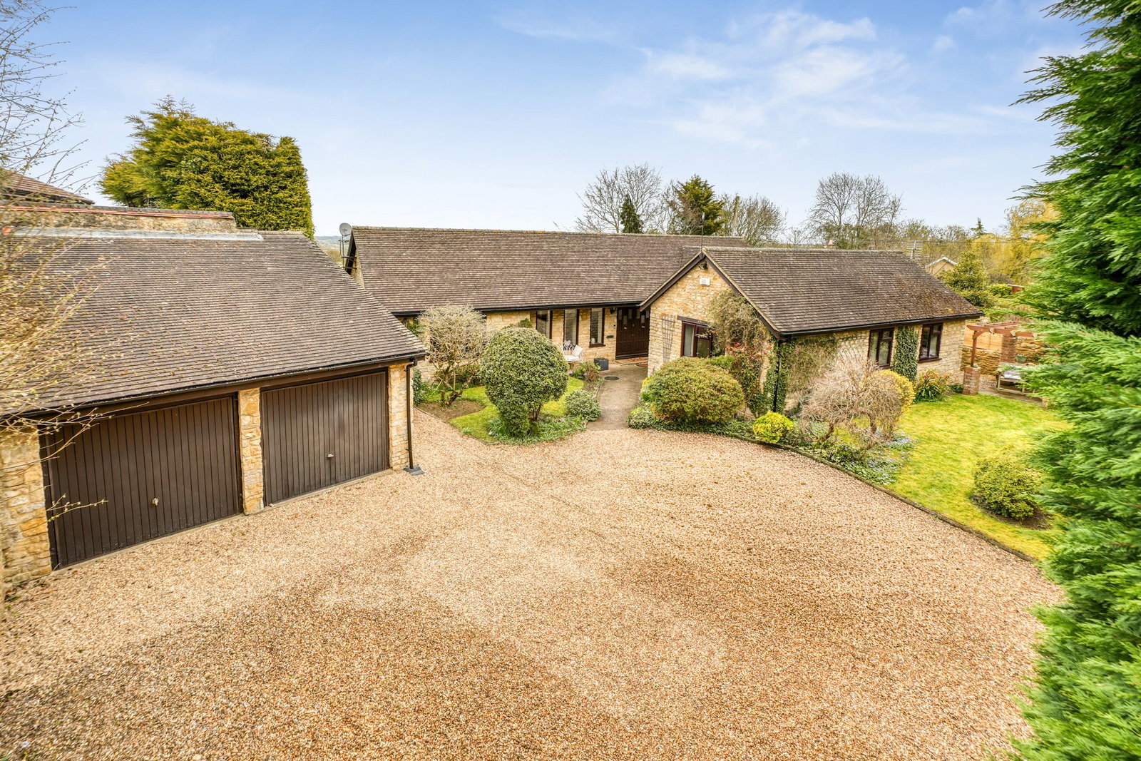 Bungalow in Towcester