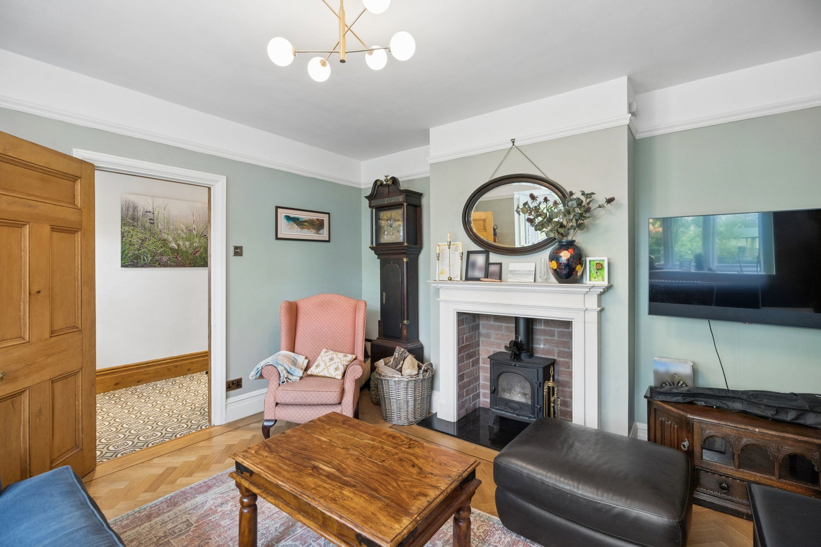 Semi Detached House for sale in Chesham, Eskdale Avenue, Chesham, HP5 3AY, 1951 m²