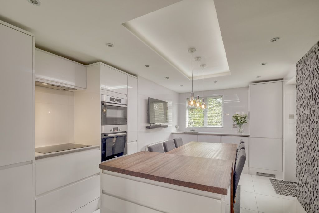 Semi Detached House in Fareham